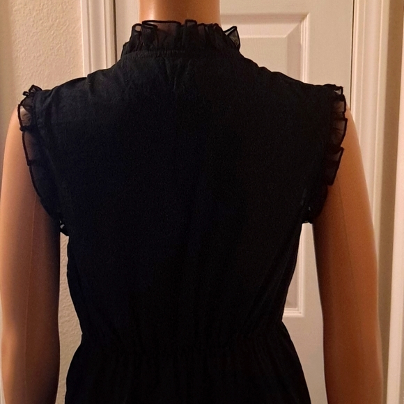 Converse One Star Black Sleeveless Blouse with Ruffles Small - Picture 8 of 10
